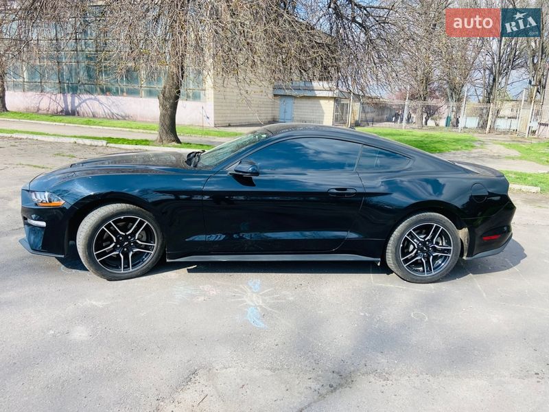 Купе Ford Mustang 2017 в Каменском