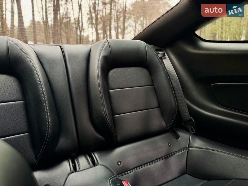 Купе Ford Mustang 2016 в Львові