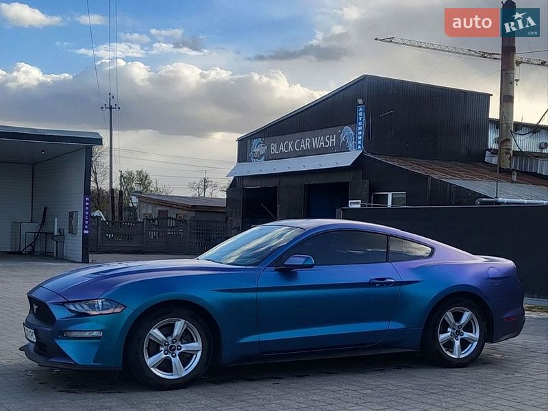 Купе Ford Mustang 2018 в Києві