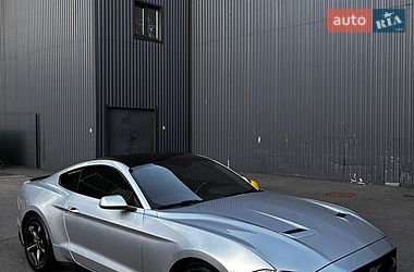 Купе Ford Mustang 2018 в Киеве