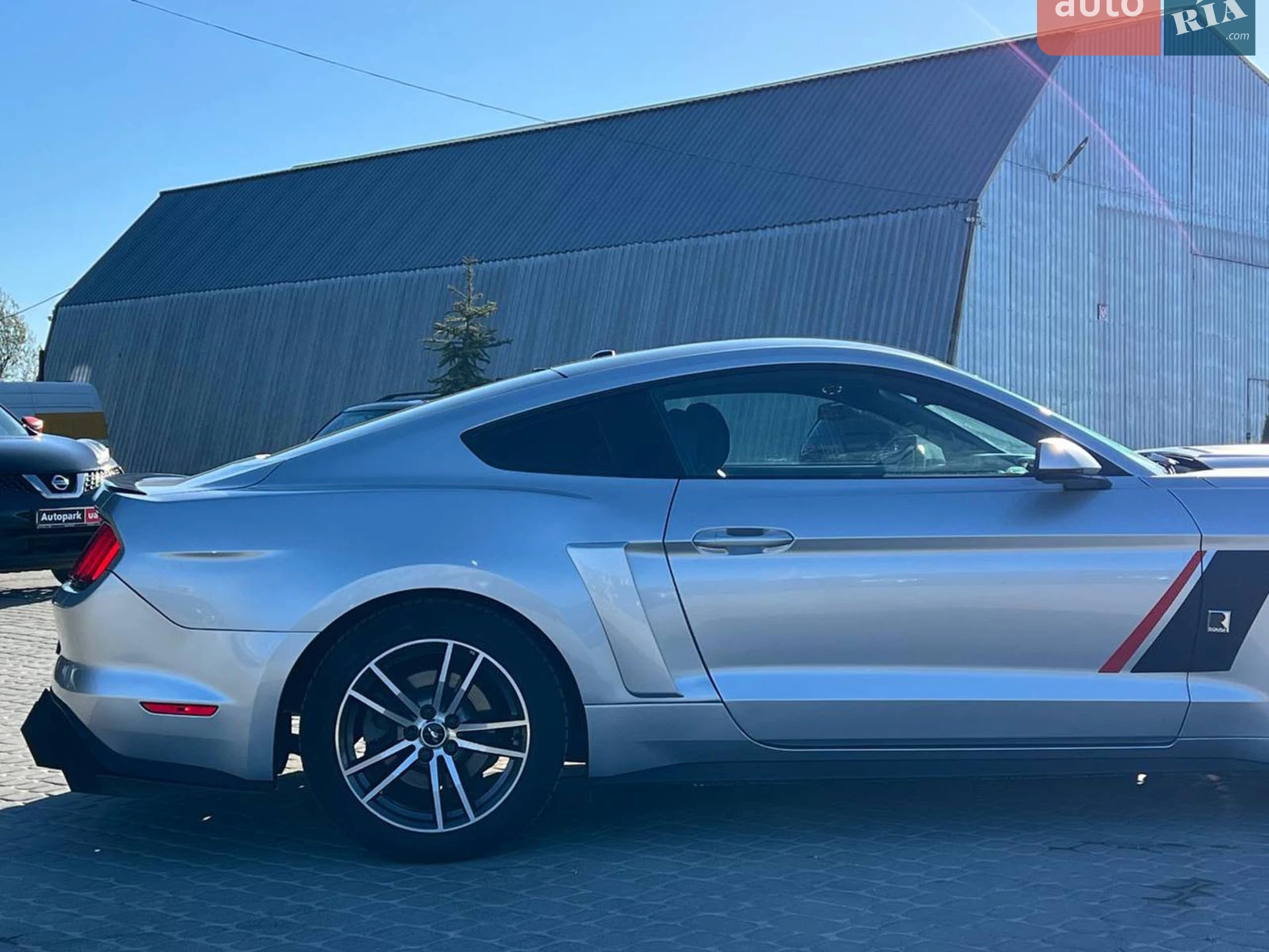 2017 Ford Mustang - мініатюра 10