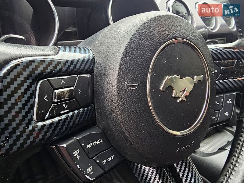 Купе Ford Mustang 2015 в Киеве