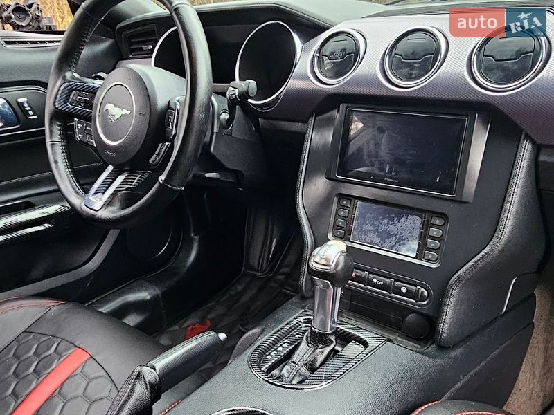 Купе Ford Mustang 2015 в Киеве