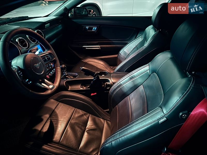 Купе Ford Mustang 2018 в Киеве