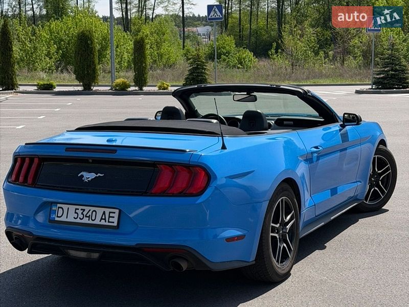 Кабріолет Ford Mustang 2018 в Києві