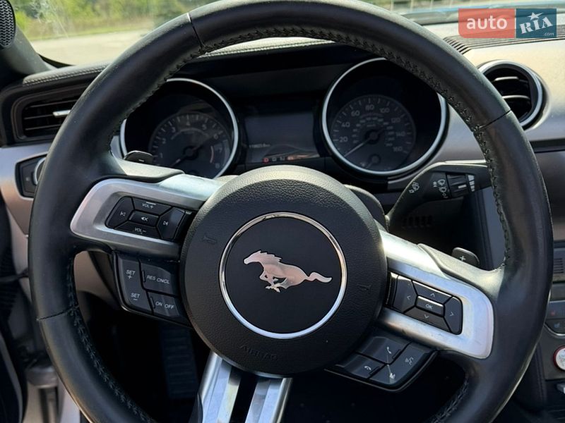 Кабріолет Ford Mustang 2018 в Києві