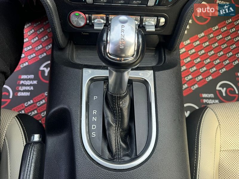 Кабриолет Ford Mustang 2019 в Киеве