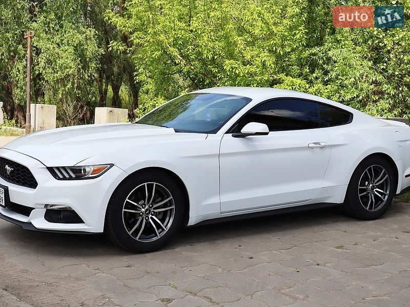 Купе Ford Mustang 2017 в Чернігові