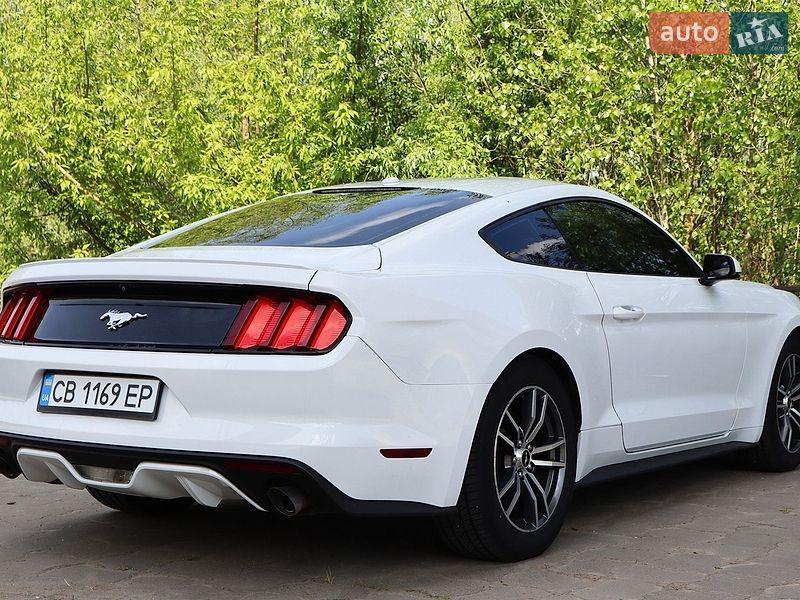 Купе Ford Mustang 2017 в Чернігові