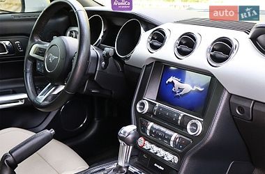 Купе Ford Mustang 2017 в Чернігові