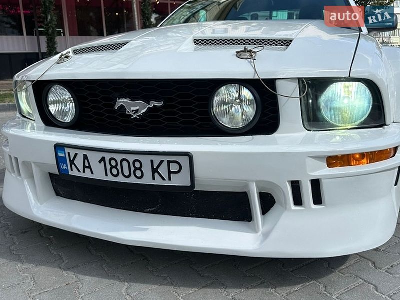 Купе Ford Mustang 2008 в Києві