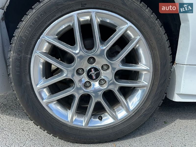 Купе Ford Mustang 2008 в Києві