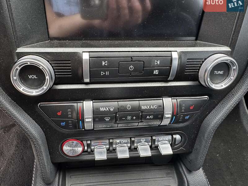 Купе Ford Mustang 2020 в Киеве