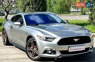 Купе Ford Mustang 2016 в Сумах