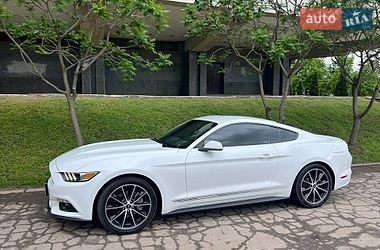Купе Ford Mustang 2015 в Сумах