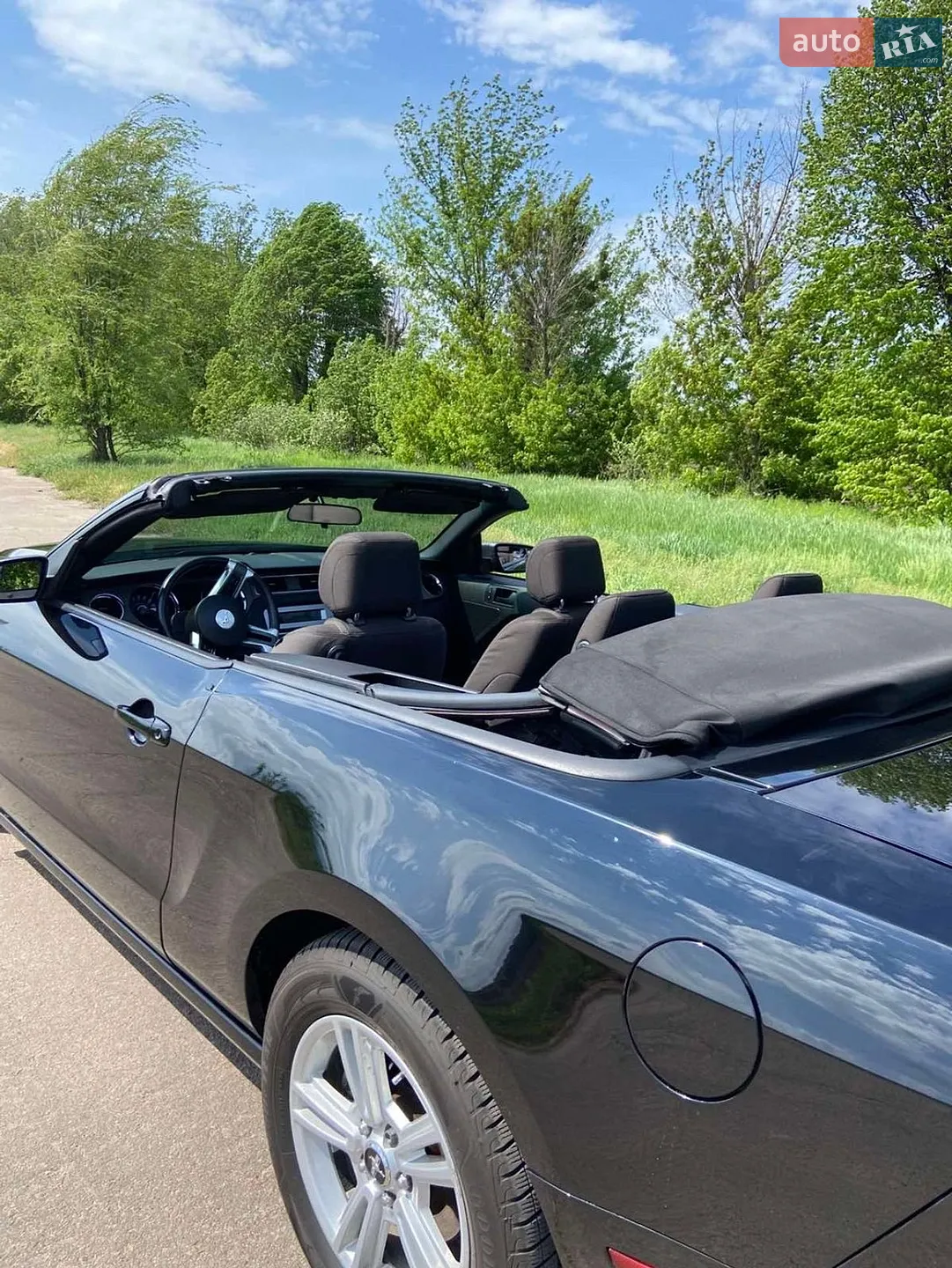 2012 Ford Mustang - мініатюра 10