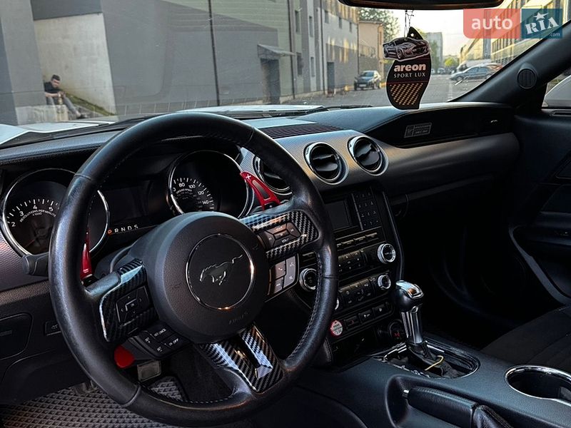 Купе Ford Mustang 2015 в Ивано-Франковске