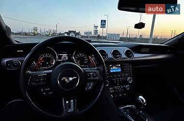 Купе Ford Mustang 2015 в Ивано-Франковске