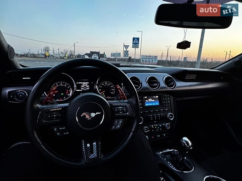 Купе Ford Mustang 2015 в Ивано-Франковске