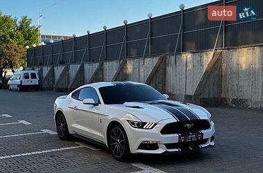 Купе Ford Mustang 2015 в Ивано-Франковске