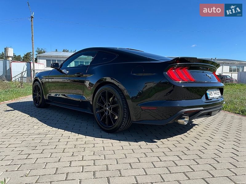 Купе Ford Mustang 2018 в Києві