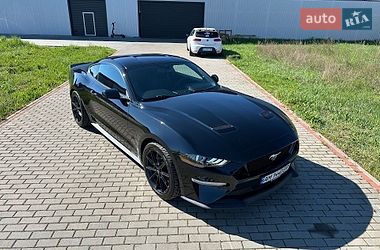 Купе Ford Mustang 2018 в Києві