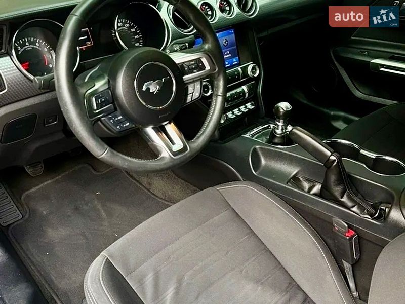 Купе Ford Mustang 2017 в Запоріжжі