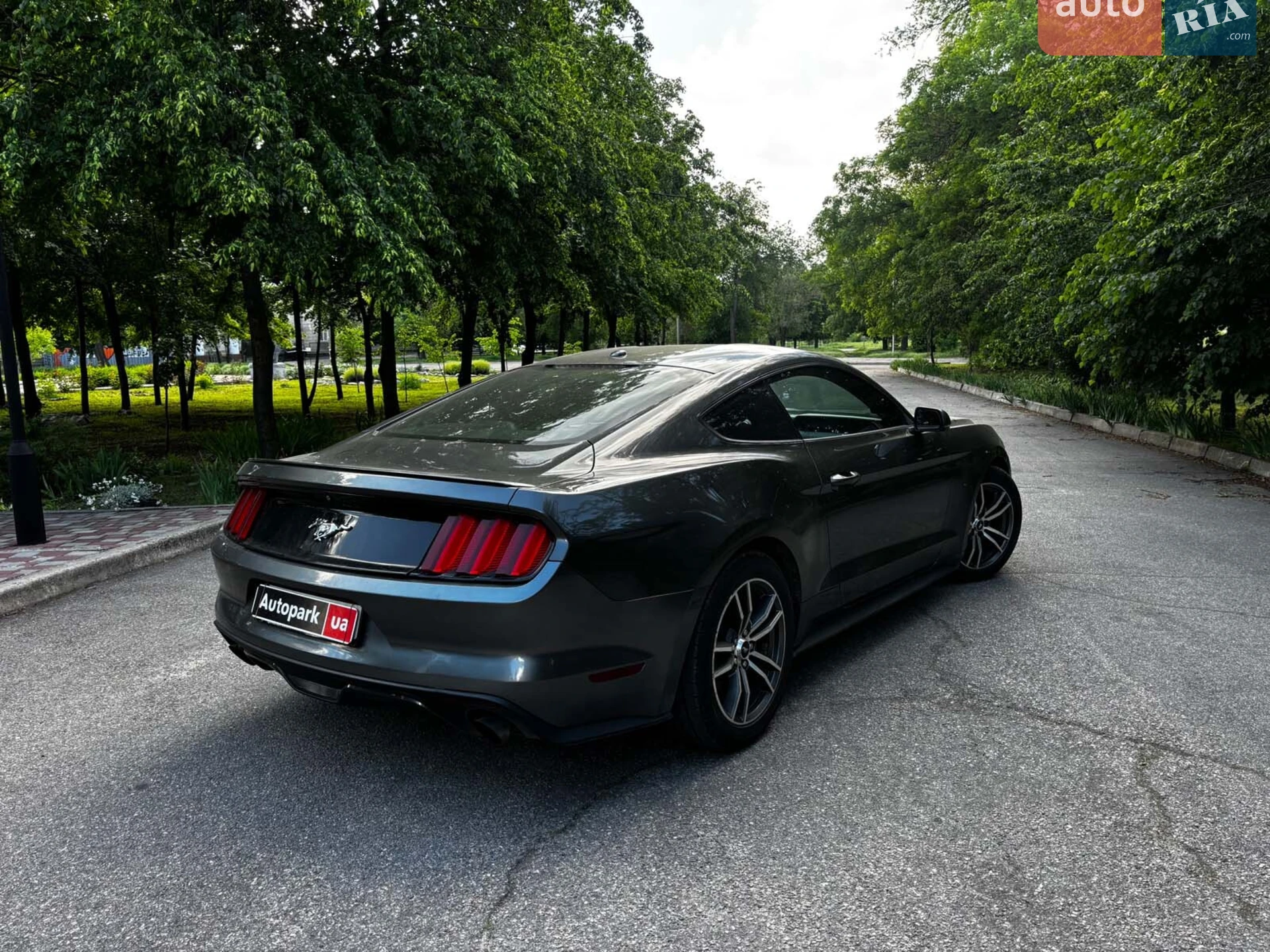 2014 Ford Mustang - мініатюра 5