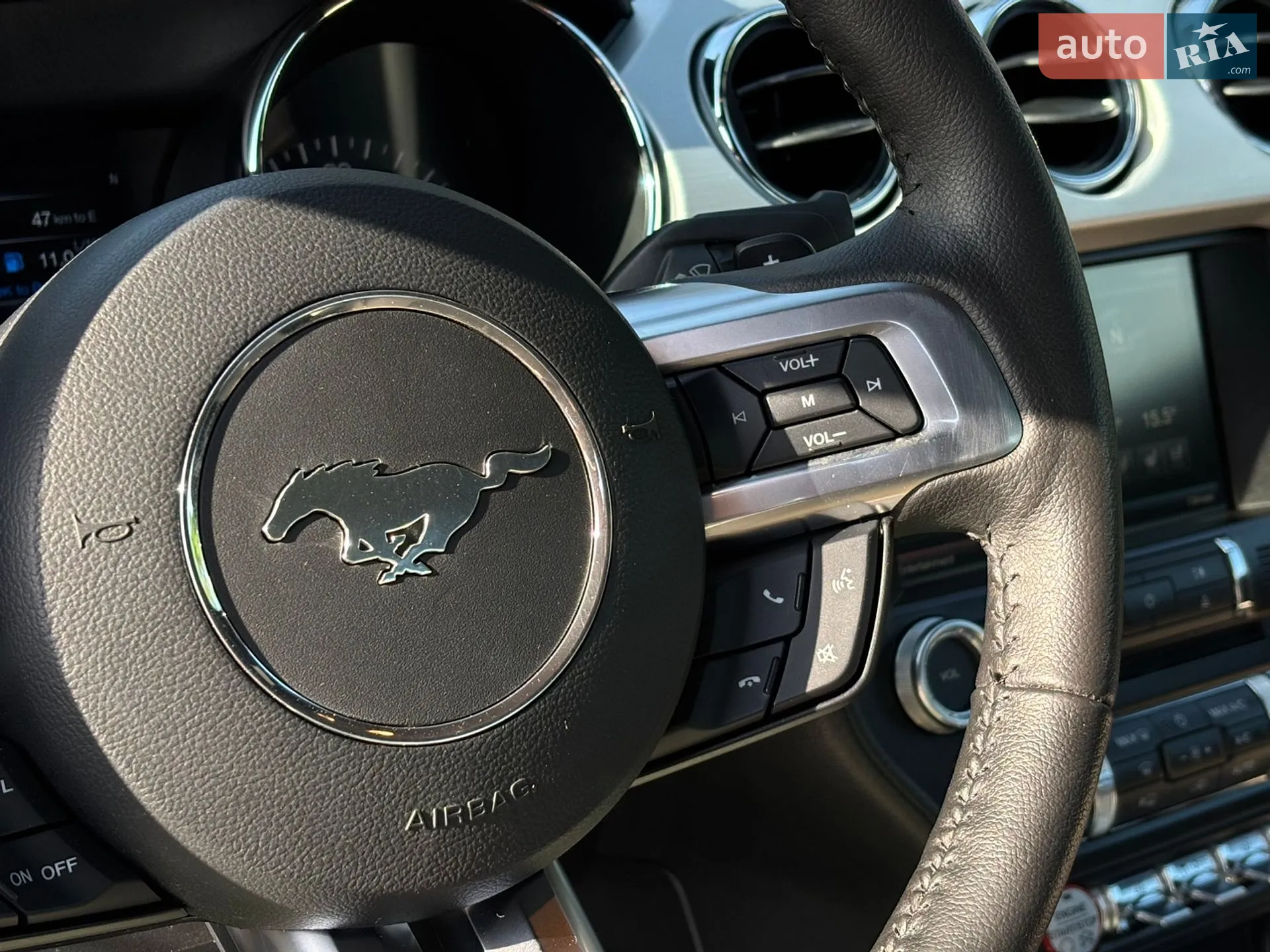 2014 Ford Mustang - мініатюра 16