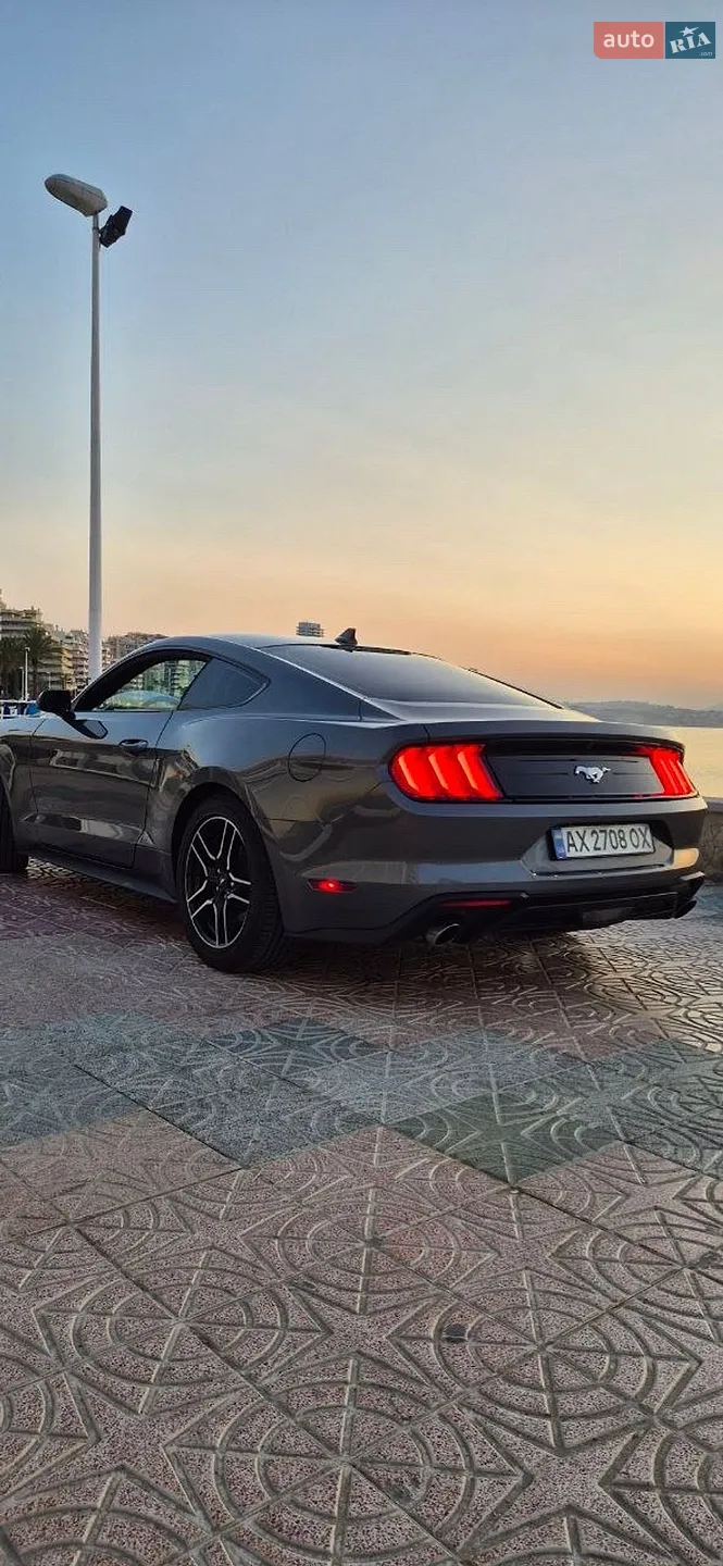 2022 Ford Mustang - мініатюра 2