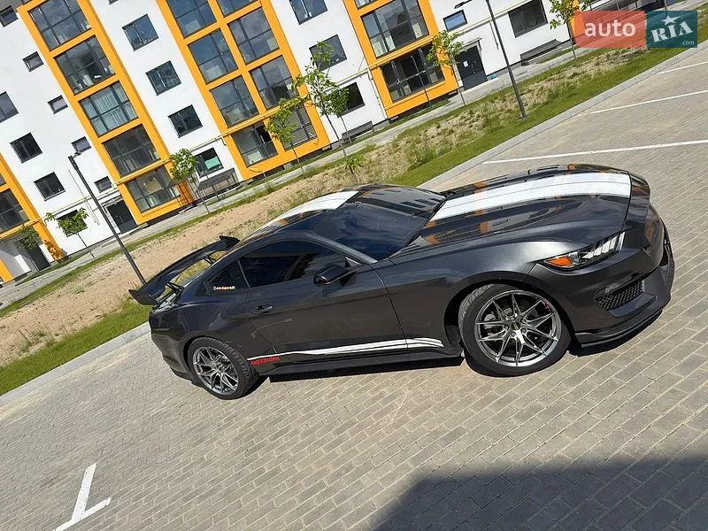 Ford Mustang