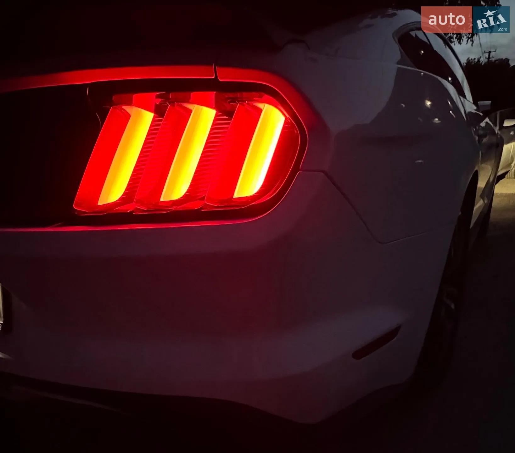 2015 Ford Mustang - мініатюра 2
