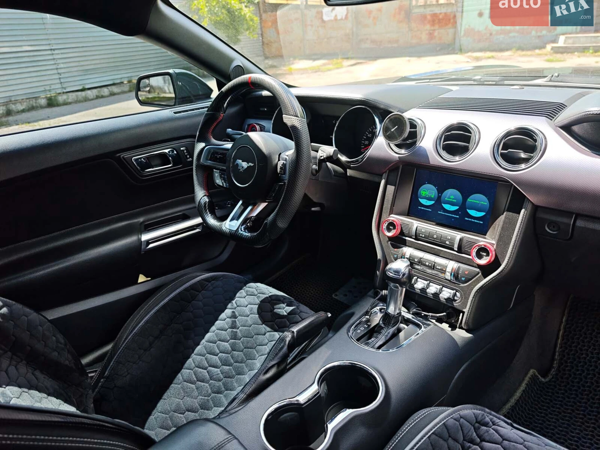 2014 Ford Mustang - мініатюра 22