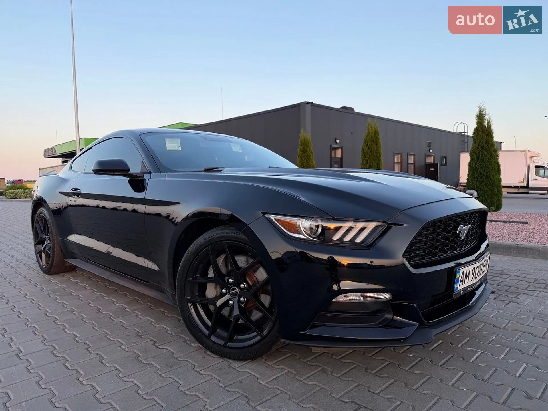 2017 Ford Mustang - мініатюра 2