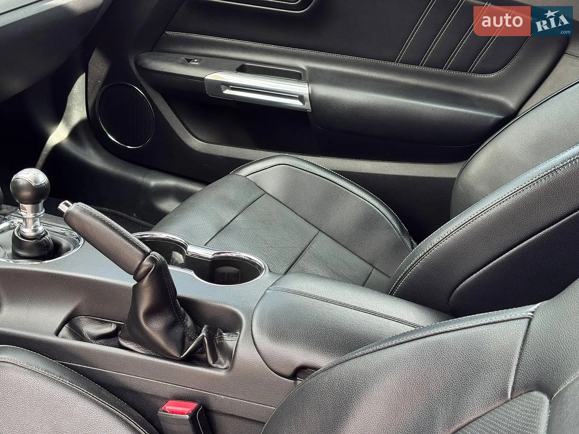 2014 Ford Mustang - мініатюра 37