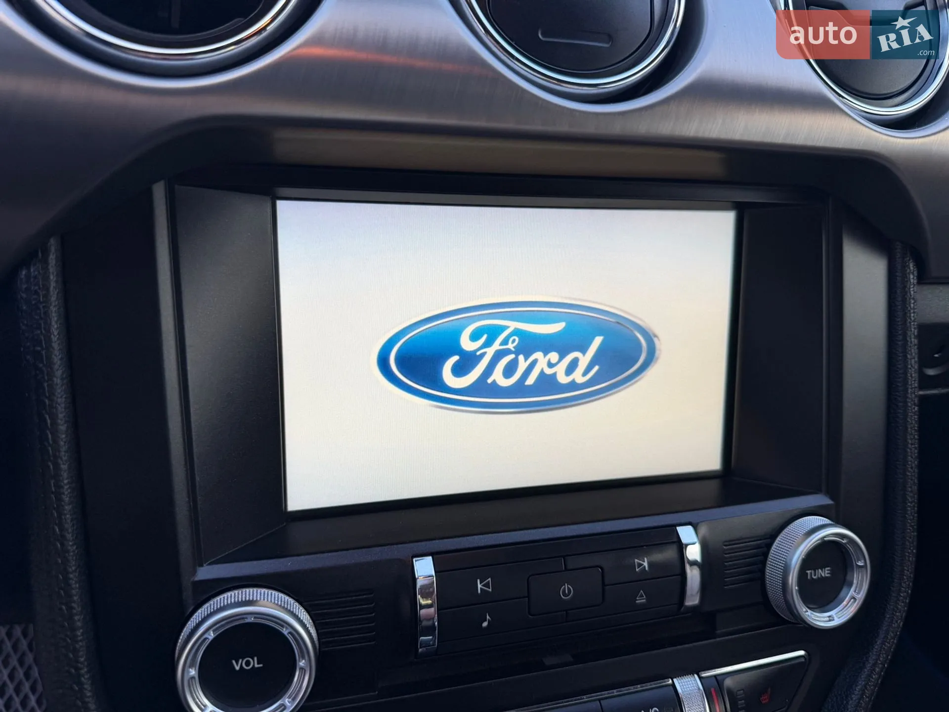 2015 Ford Mustang - мініатюра 32
