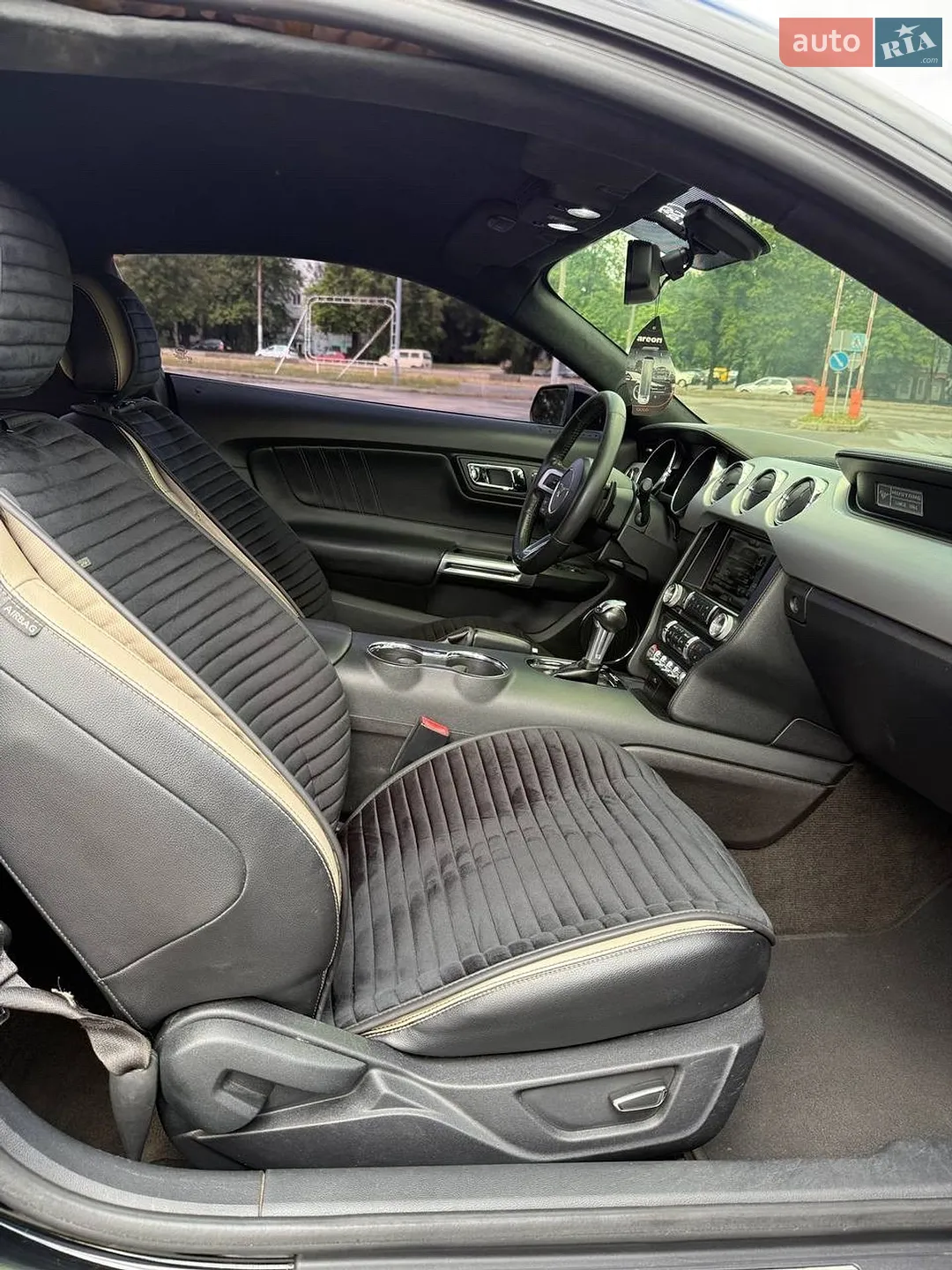 2014 Ford Mustang - мініатюра 11