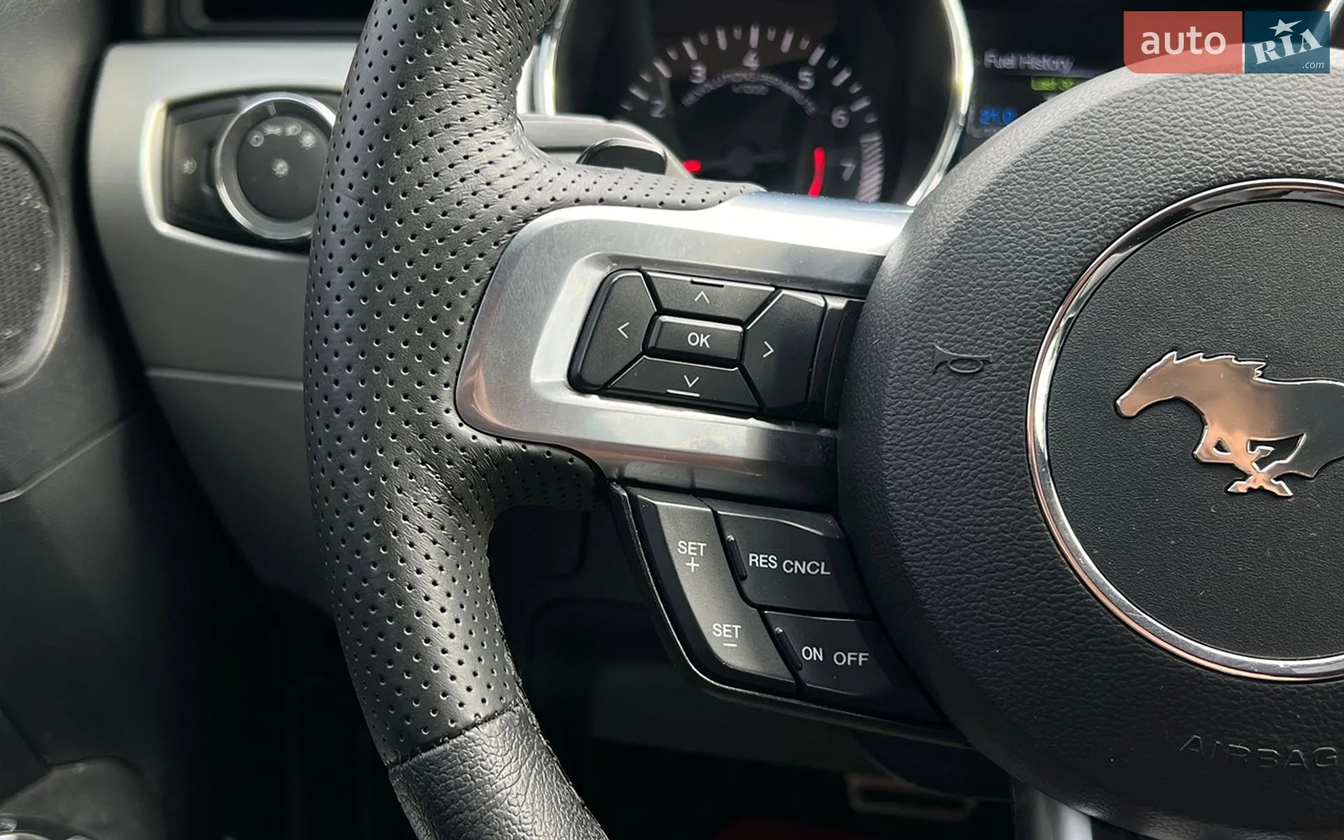 2015 Ford Mustang - мініатюра 11