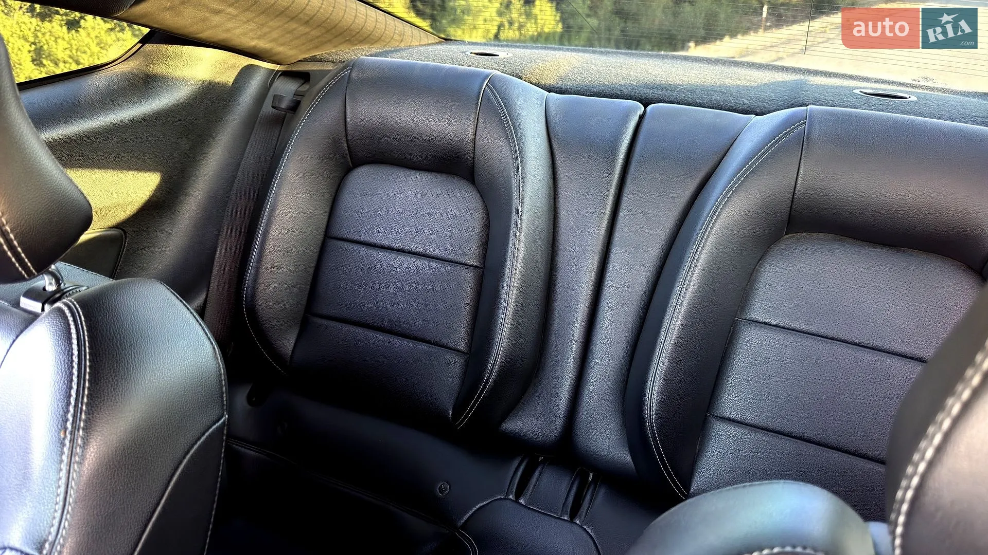 2016 Ford Mustang - мініатюра 23