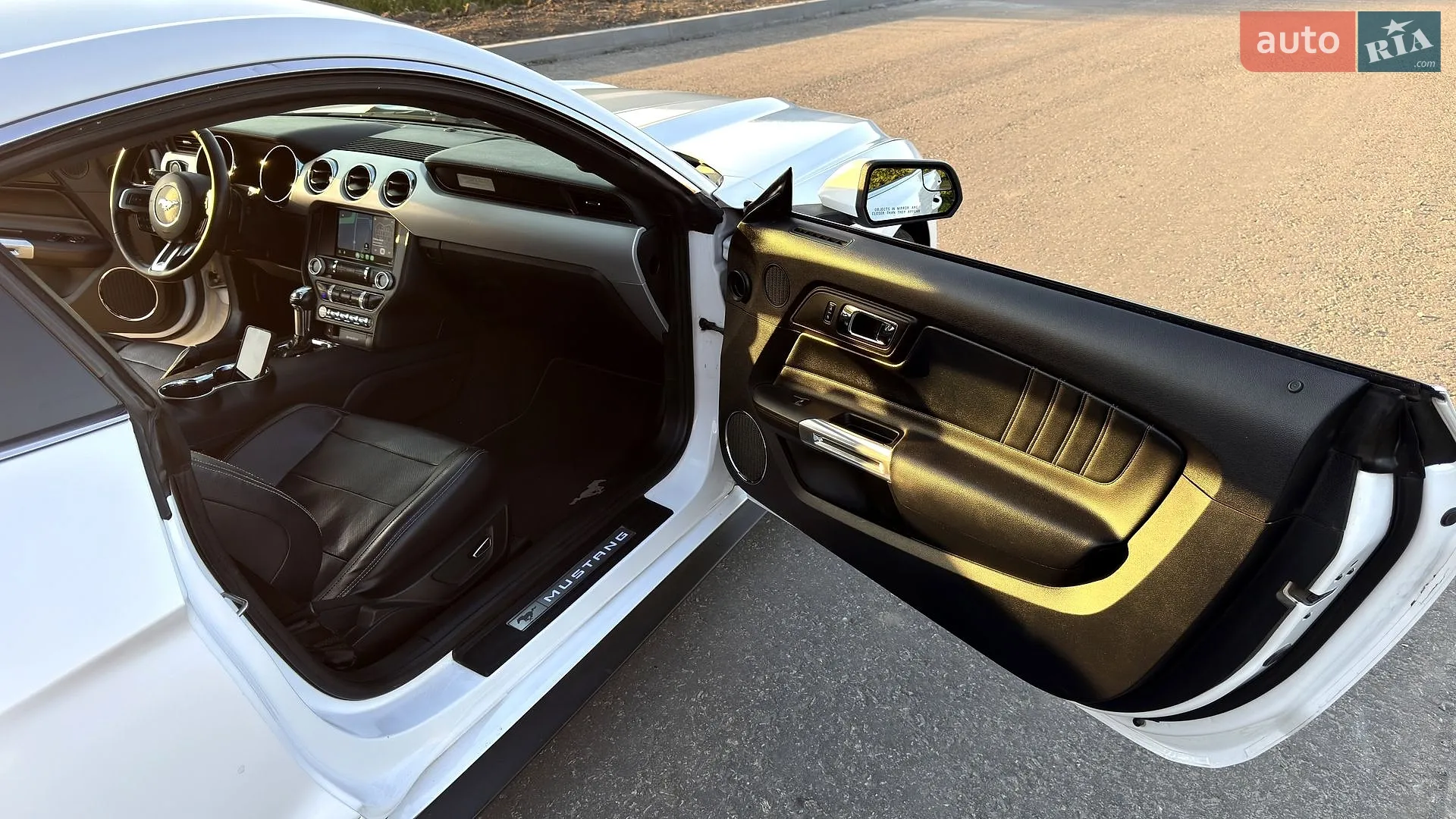 2016 Ford Mustang - мініатюра 25