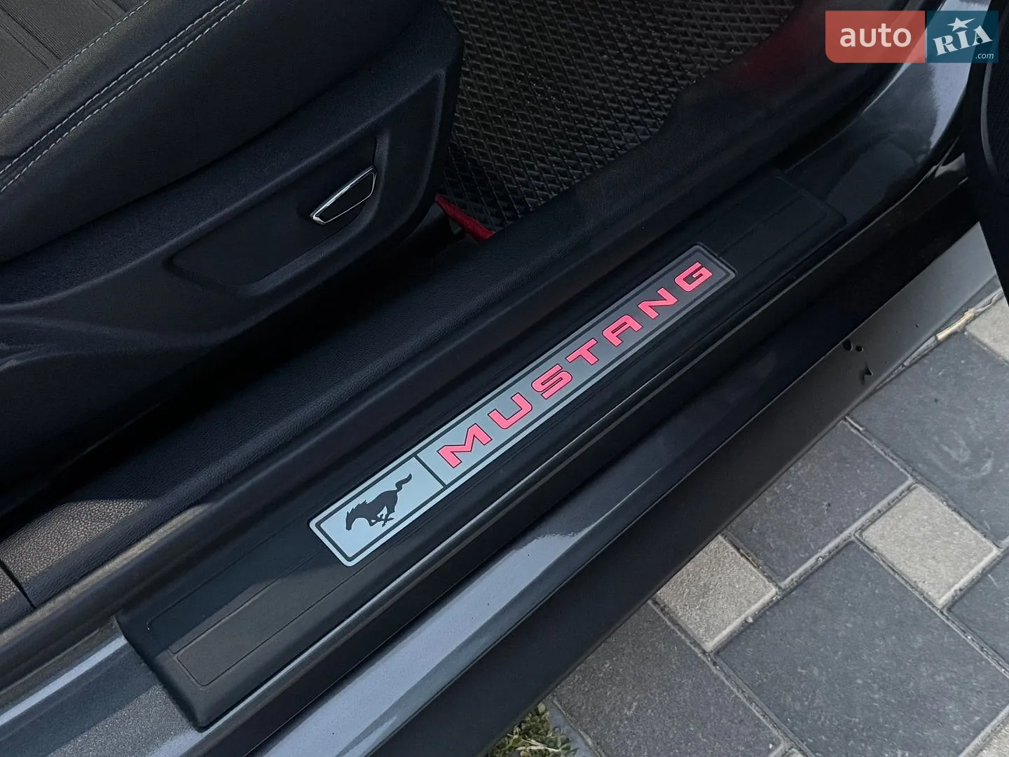 2015 Ford Mustang - мініатюра 14