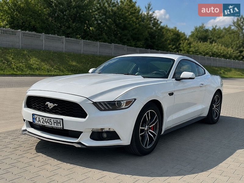 Ford Mustang, фото из объявления