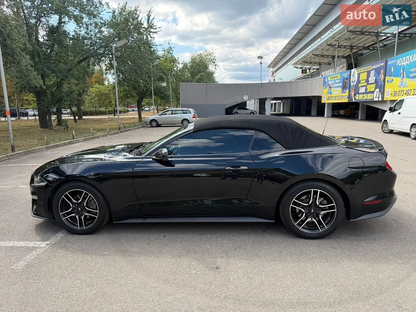 2019 Ford Mustang - мініатюра 2