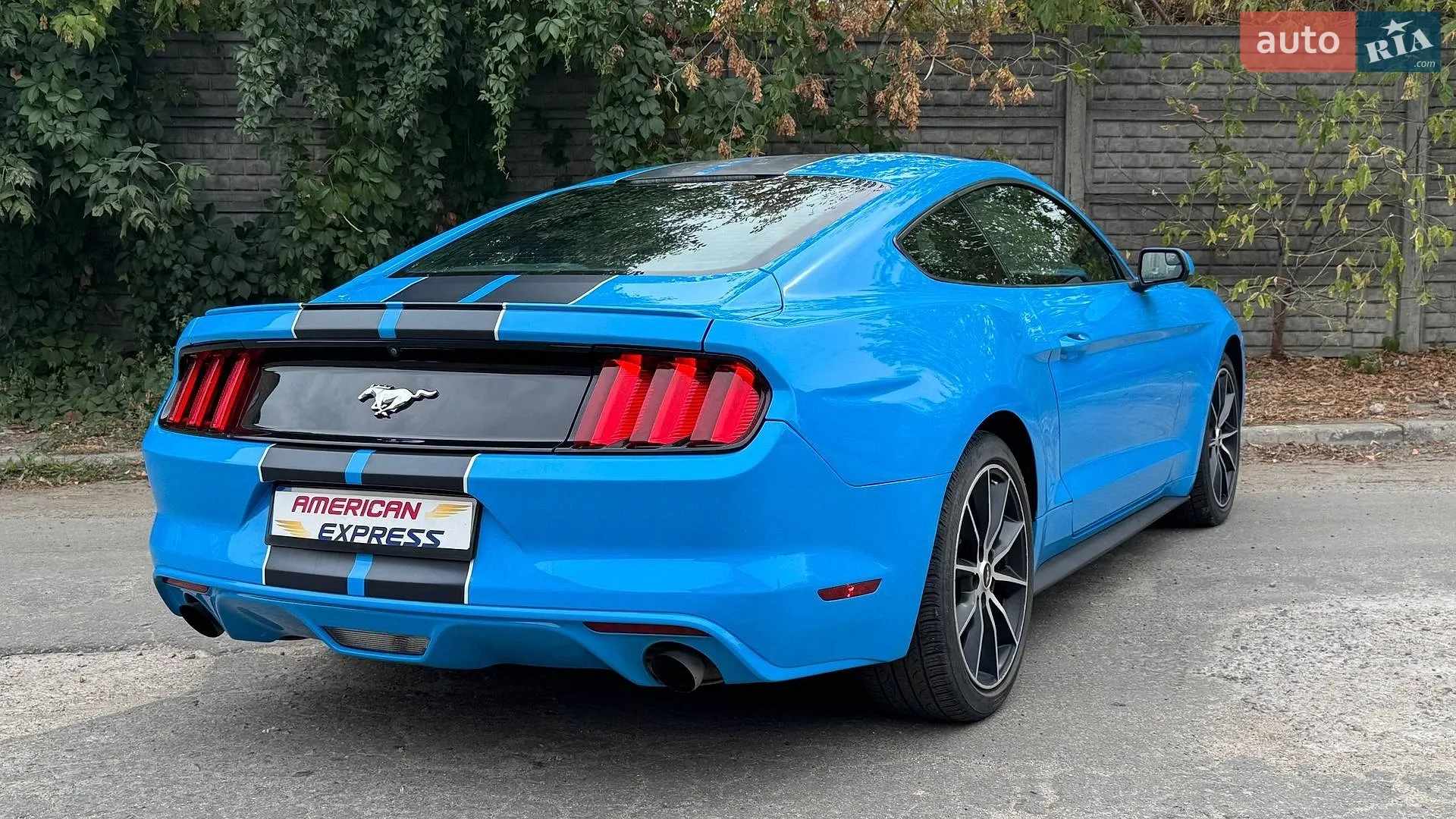 2017 Ford Mustang - мініатюра 11