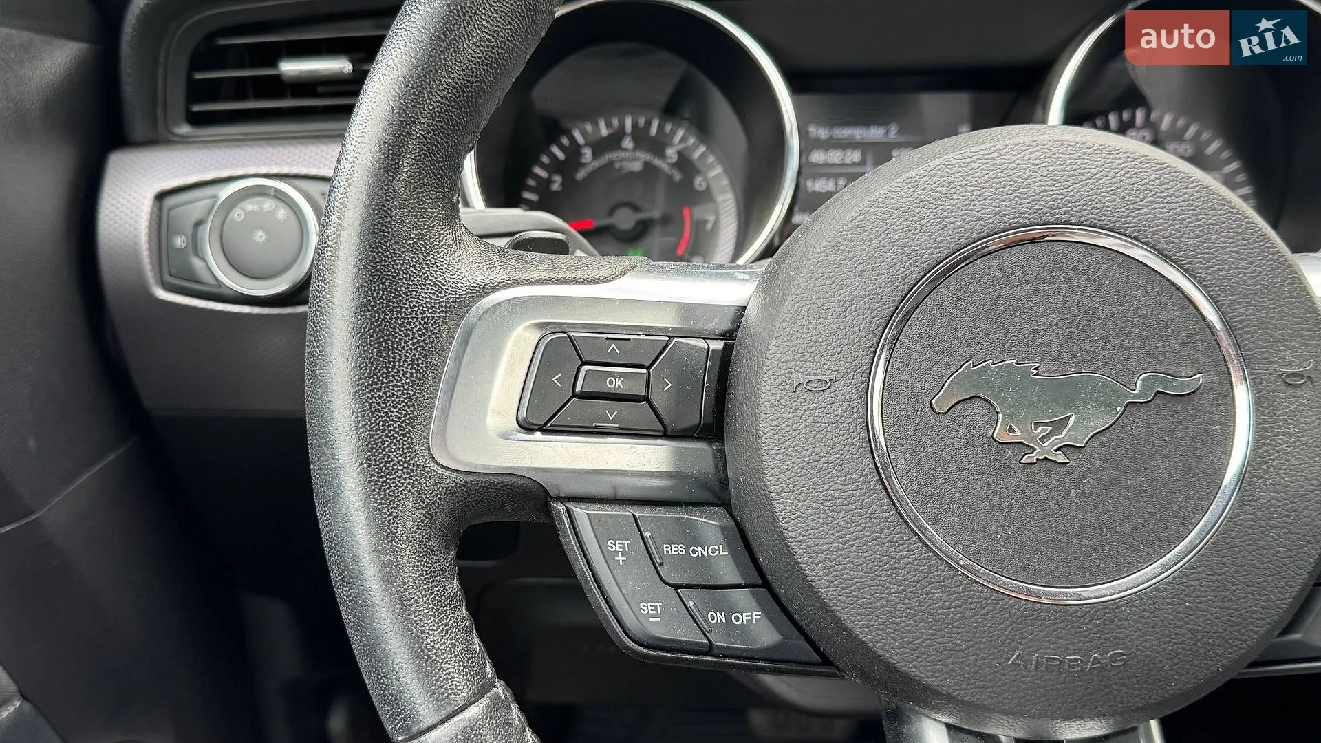 2017 Ford Mustang - мініатюра 14