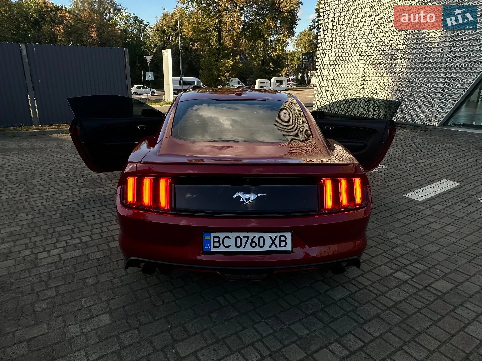 2016 Ford Mustang - мініатюра 14