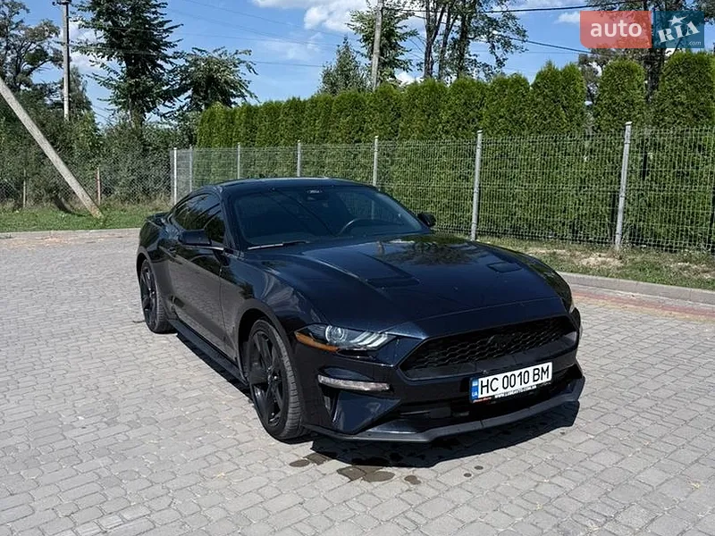 Ford Mustang 2021
