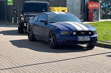 Купе Ford Mustang 2014 в Києві