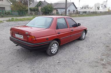 Седан Ford Orion 1991 в Виноградове