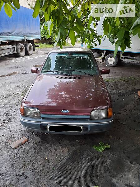 Седан Ford Orion 1989 в Днепре